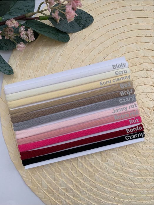 Opaska bezuciskowa z pomponikami Sesja Okazja Urodziny Roczek