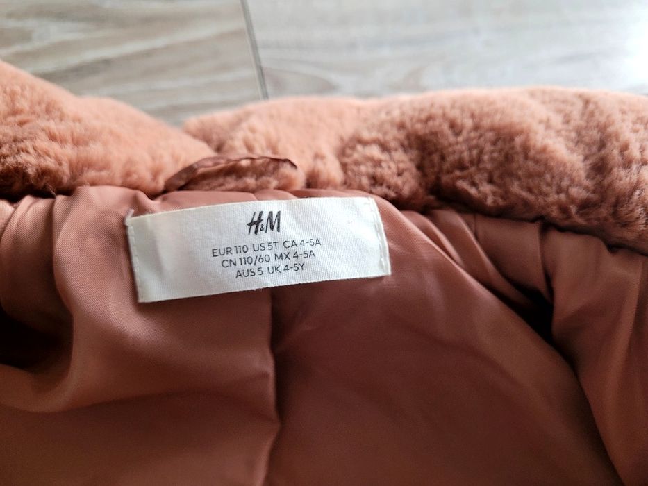Kurtka futerko płaszcz dziewczęcy Miś 110 H&M brązowy