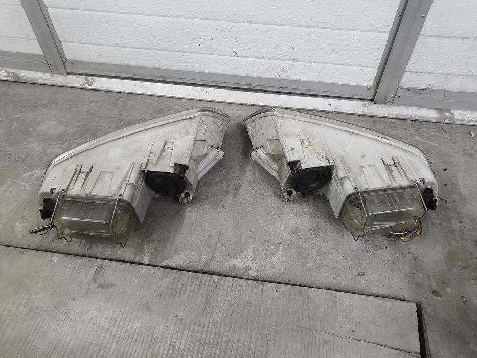 Фари шкода октавія а5 фара ліва права skoda octavia a5 ксенон з лінзою