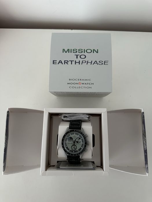 Omega x Swatch Mission To EarthPhase