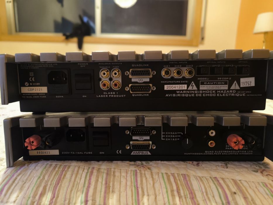 Leitor de CD Quad 99 CDP-2 e Amplificador de Potência Quad 99