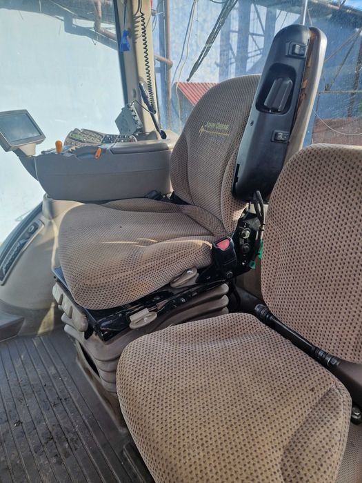 Sprzedam John Deere 8260R