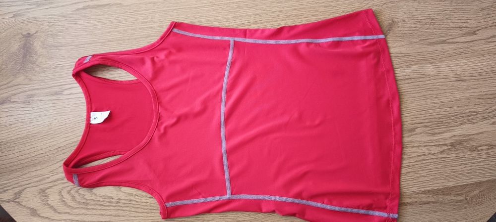 Спортивна майка жіноча