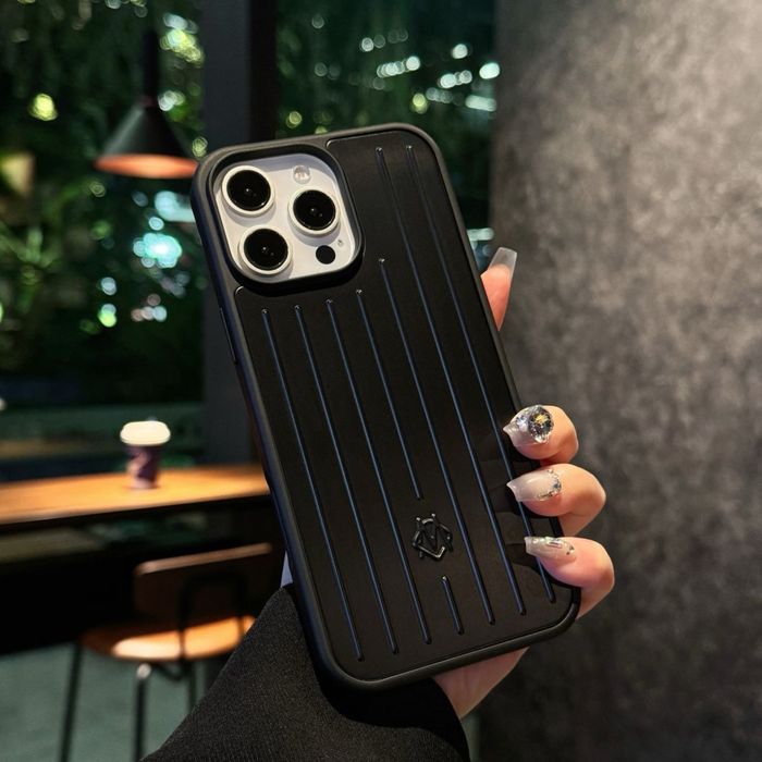 Чехлы RIMOWA для iPhone 16 Pro Max 16 Pro