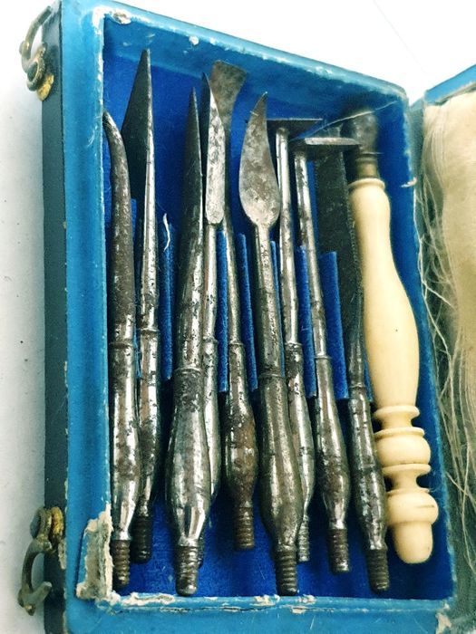 Antigo estojo de conjunto de tratamento dentario Touron Paris