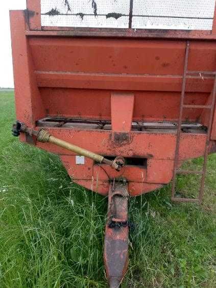 Sprzedam rozrzutnik obornika brochard 8 ton