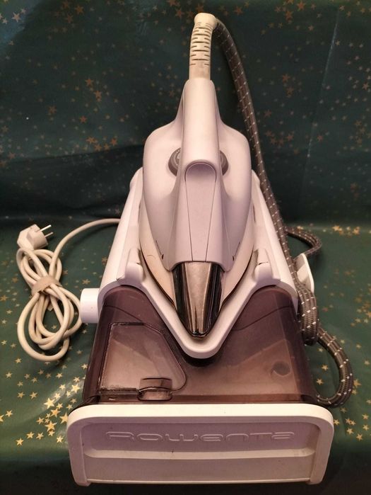 Ferro com Caldeira Rowenta DG8411