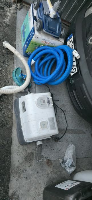 Ozonator i odkurzacz do basenu
