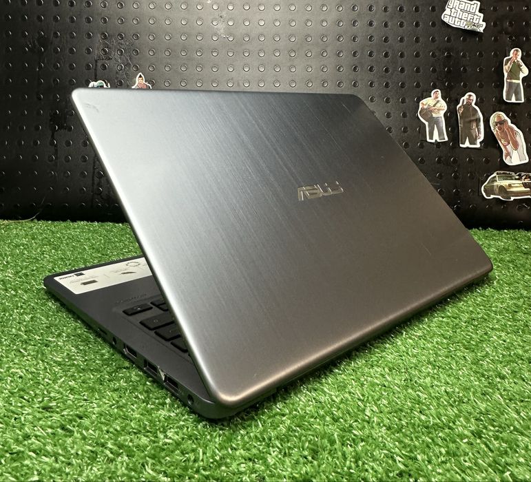 Ноутбук Asus E406M 14’’ FHD Pentium Silver N5000 4GB DDR4/128GB eMMC (r2301)
