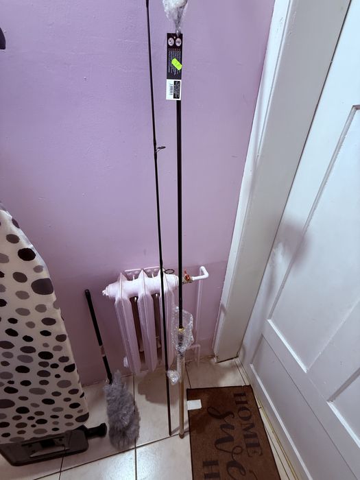 Sprzedam wędke Karpiową Dephin  360 cm .3.00 lbs  2 skład