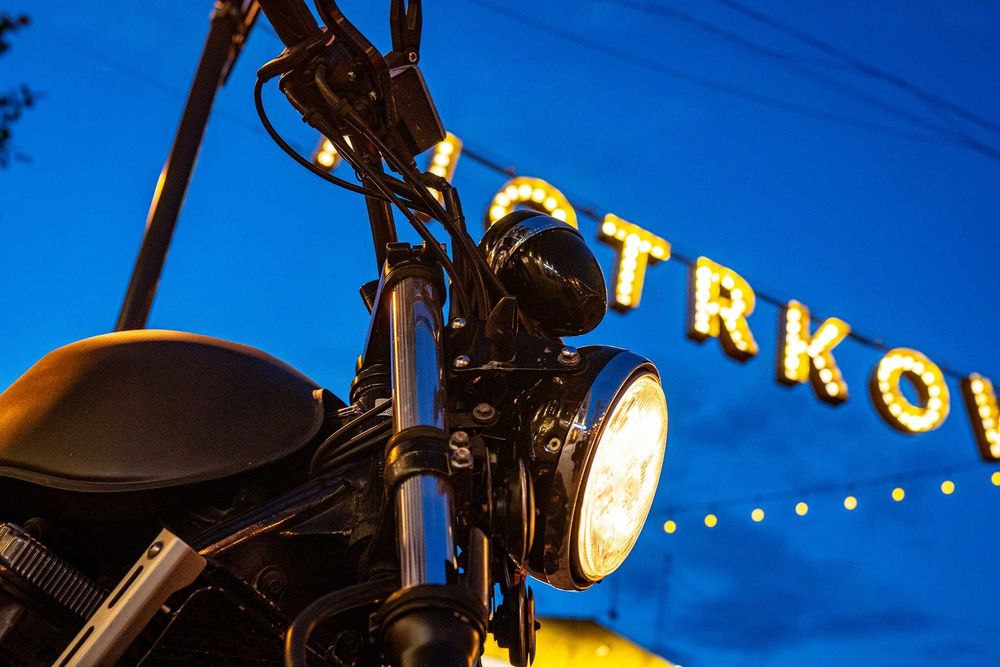 SUZUKI INAZUMA night view 1200