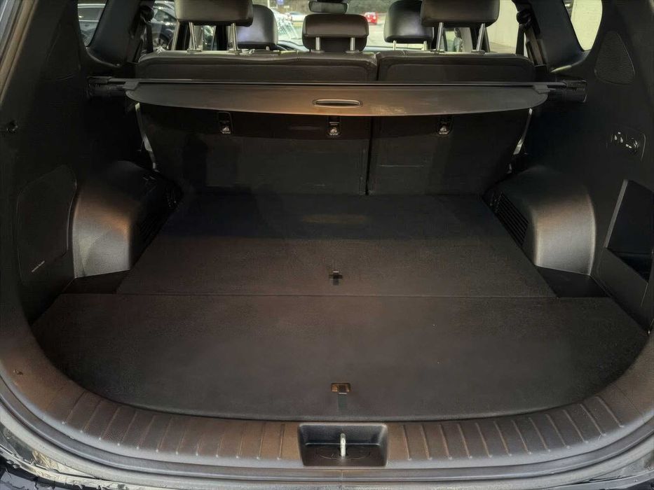 Hyundai Santa Fe Limited      2021