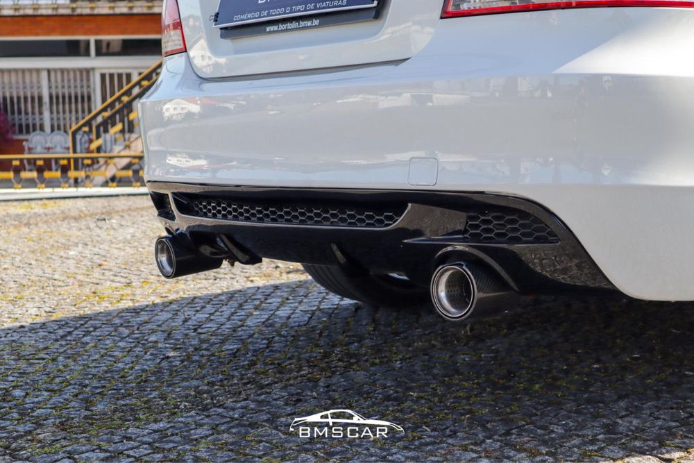 SPOILER TRASEIRO DIFUSOR ESCAPE BMW SÉRIE 1 E82 E88 135 M PERFORMANCE