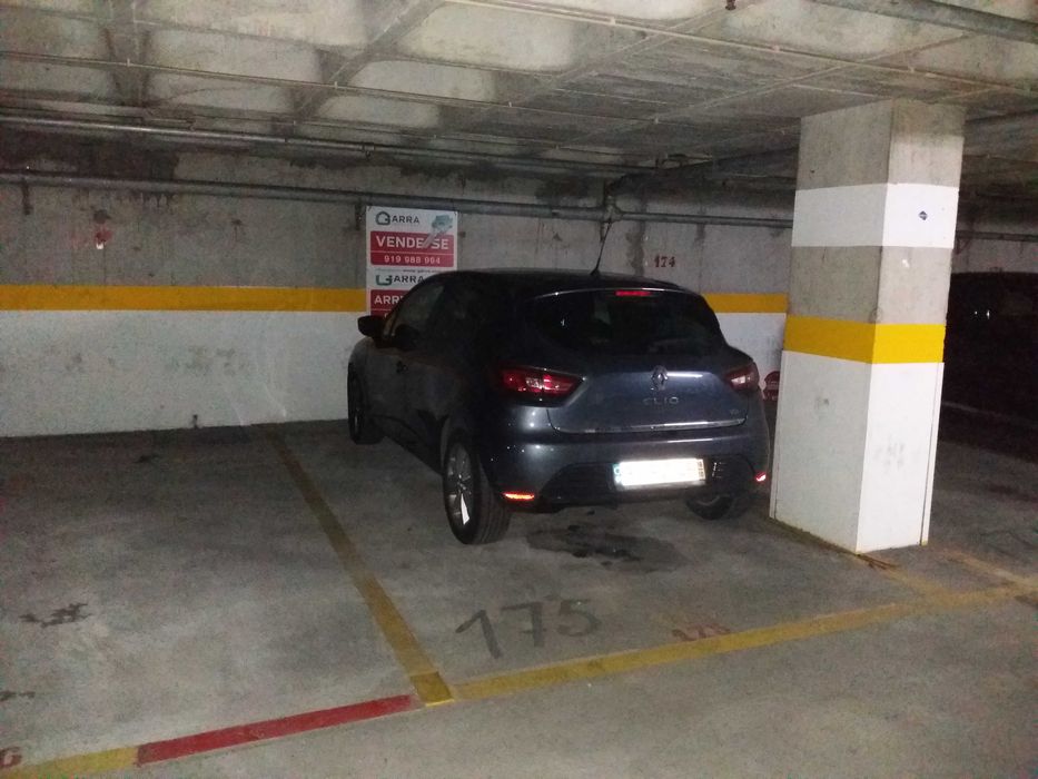 Arrendamento de estacionamento Rua José António Lopes 5