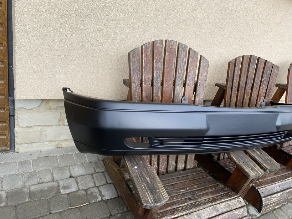 Передній бампер мерседес w202 с180 c200 c220 c250 c280 c320 93-2001 р