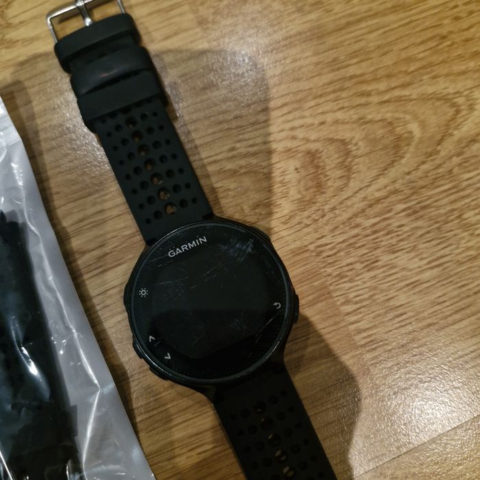 Garmin Forerunner 235