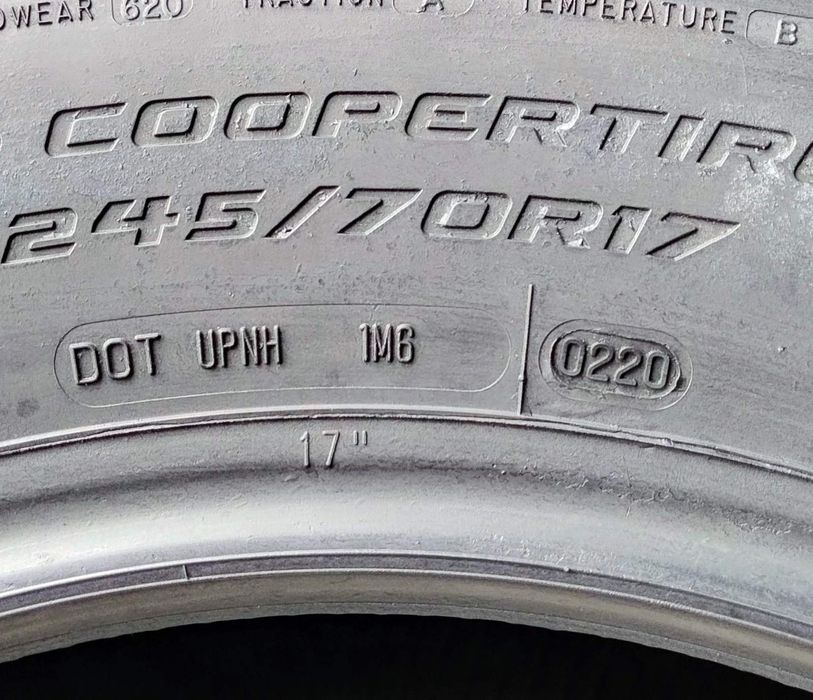 Шини всесезонні НОВІ(не наварка) R17 245/70 Cooper Discoverer AT3 4S
