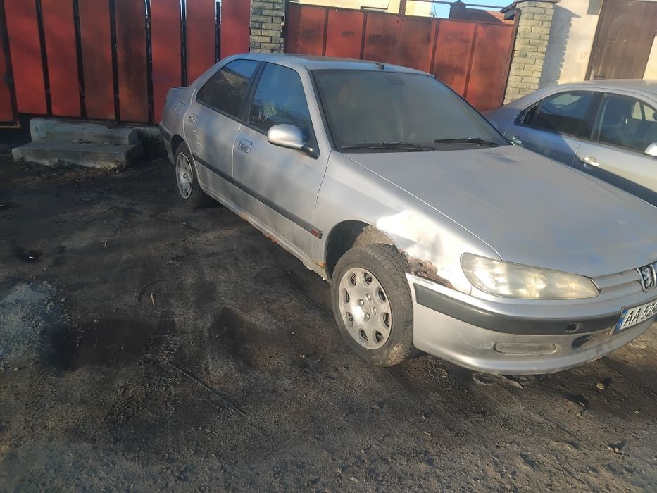 Пежо 406 1.8 бенз. Не на ходу.