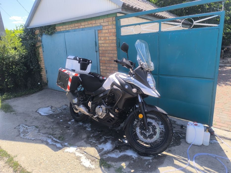 Suzuki  V  Strom
