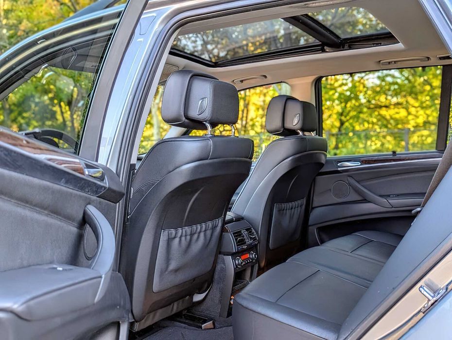BMW X5      2012