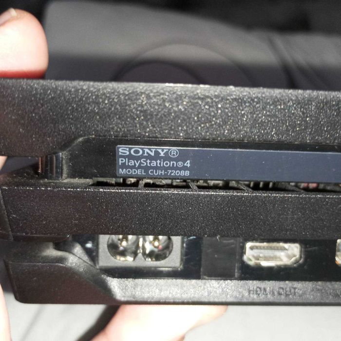 PS4 PRO CUH-7208B остання ревізія