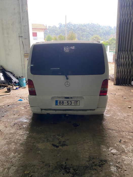 MERCEDES BENZ VITO 108 VENDO CARROÇARIA COM DOCUMENTOS