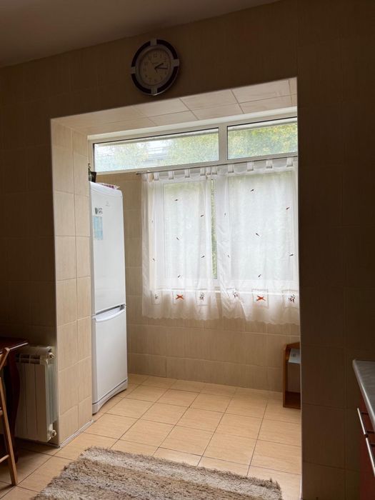 4кімнатна Болгарське містечко 67000$