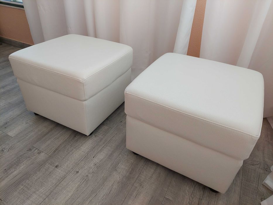 2 Pufs / ottoman (valor total pelo conjunto)