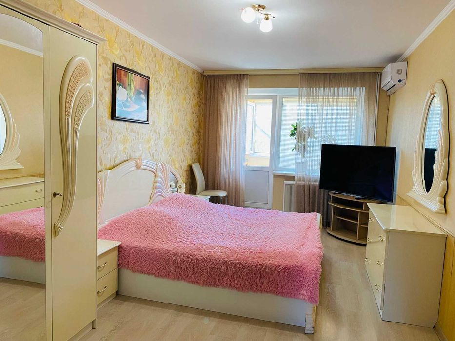 Подобово, затишна квартира у відмінному стані, р-н Пед. Універ