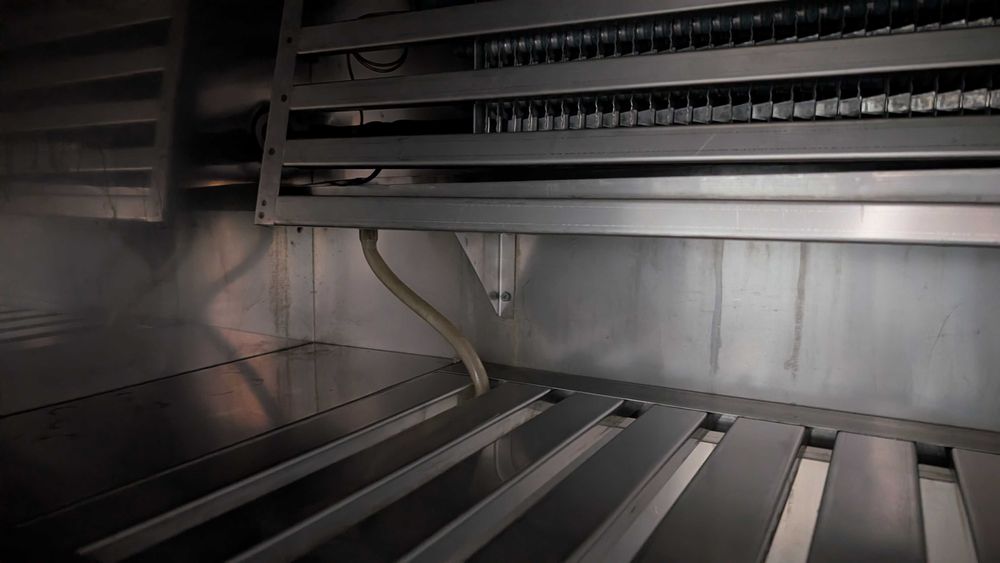 Balcão Refrigerado em Inox e com interior de Inox