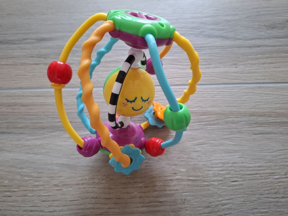 Zestaw,Sorter piesek, bączek biedronka, układanka miś, farma, piłk