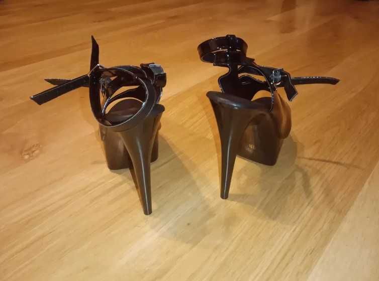 116/ OD RĘKI pole dance sandały platformy szklanki czarne 41 obcas 15