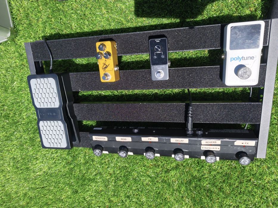 Boss Katana Mk2 100 como novo
