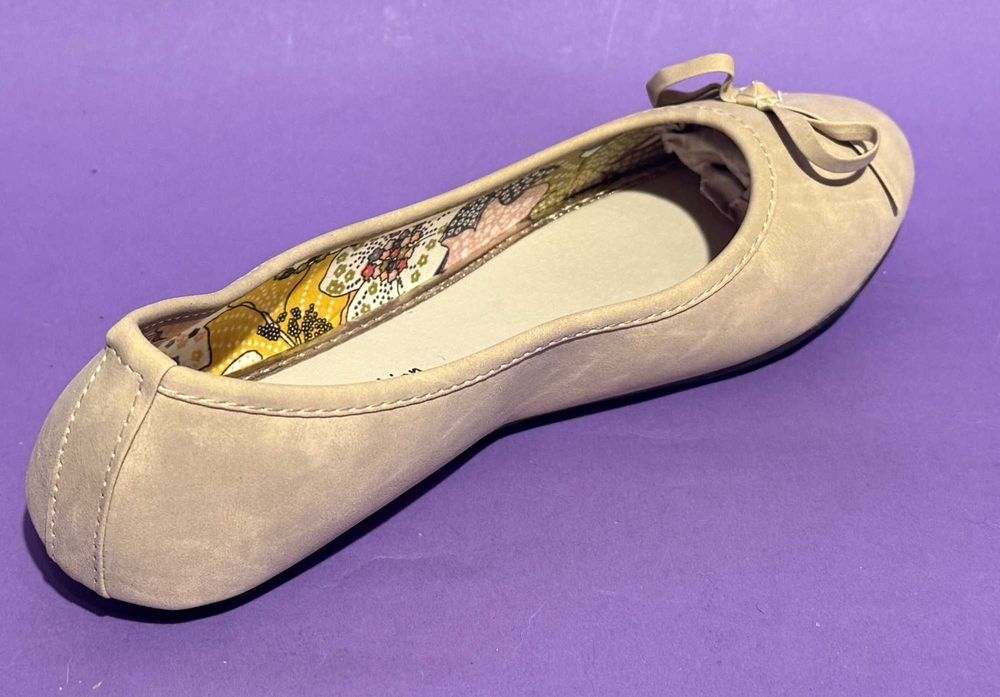 Beżowe gładkie baleriny z kokardą rozmiar 38