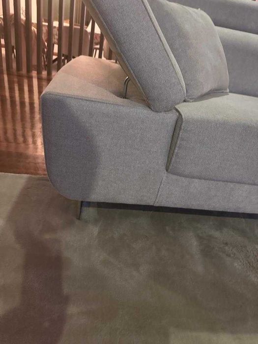 Sofá de excelência como novo