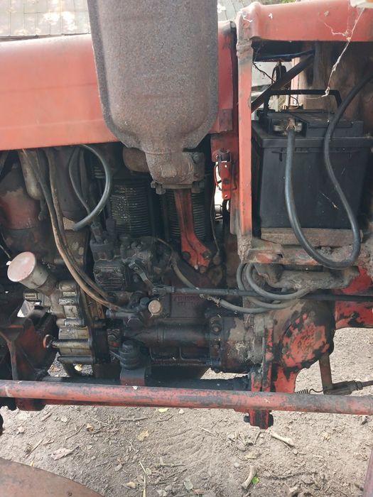 Продам трактор Т 25 та завчастини в придачу