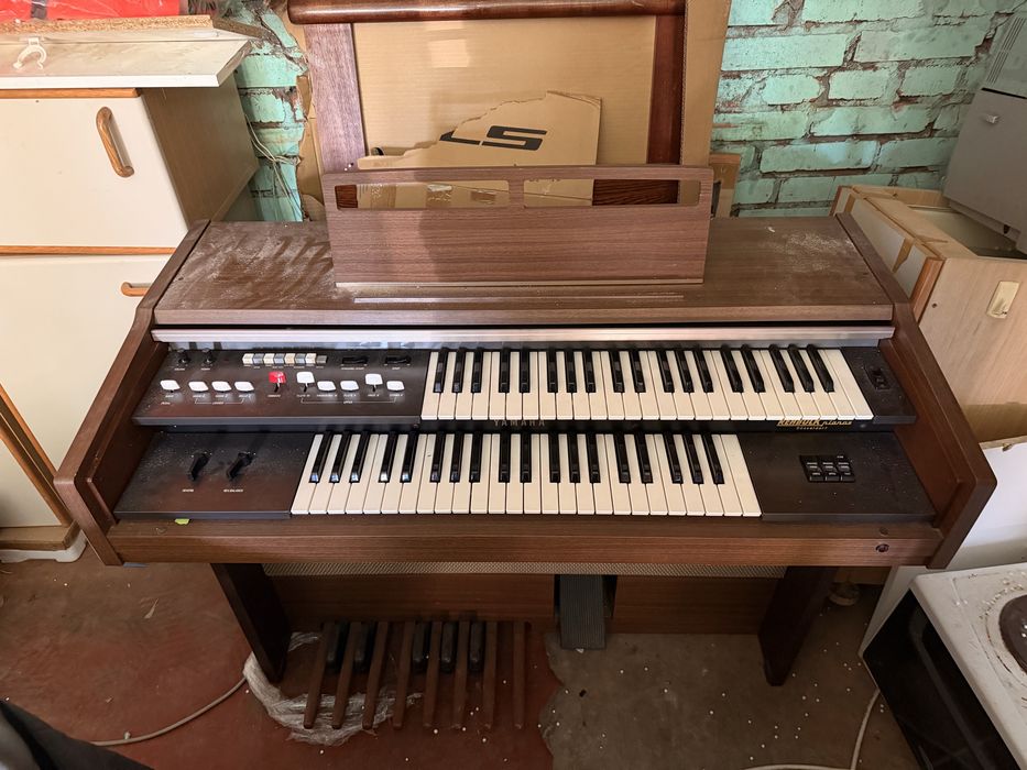 Електро Орган Yamaha Rehbock Pianos Dusseldorf
