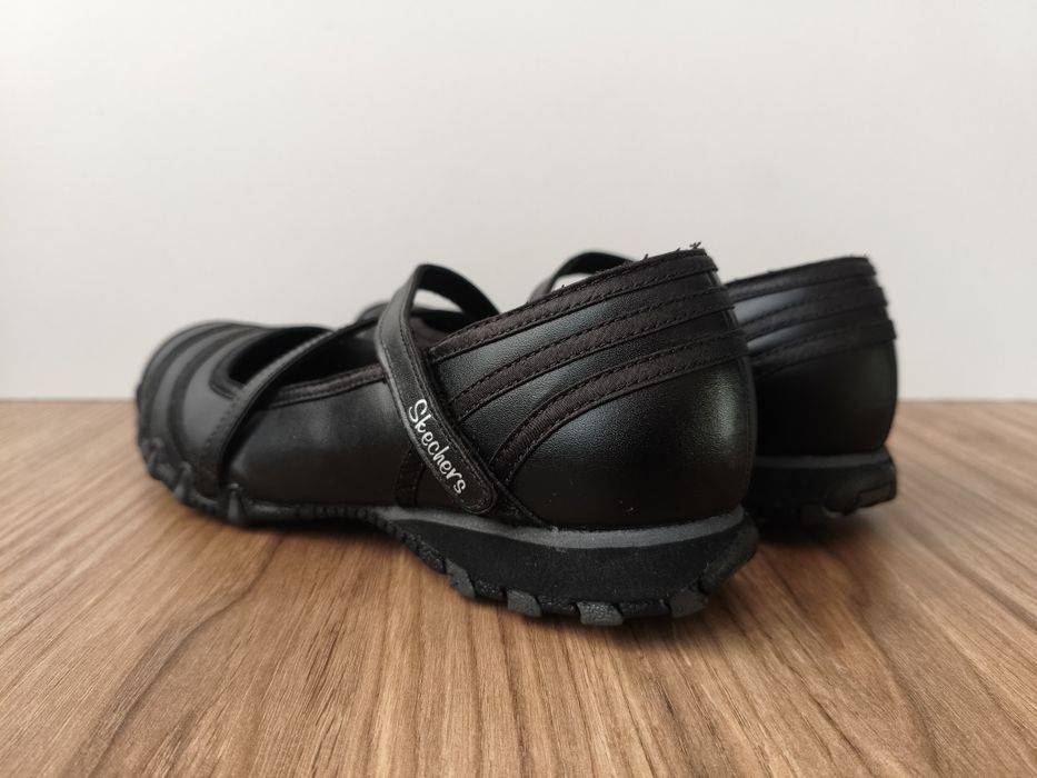 Buty Skechers skórzane sneakersy sportowe damskie r. 38,5 25,5cm