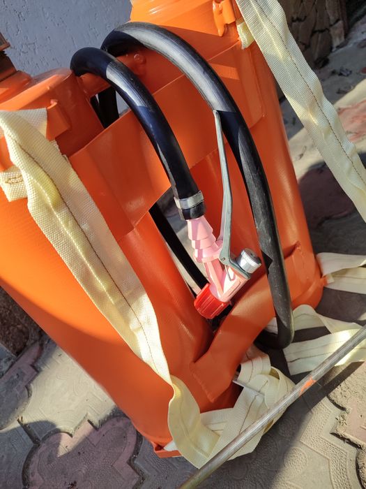 Опрыскиватель алюминиевый ссср