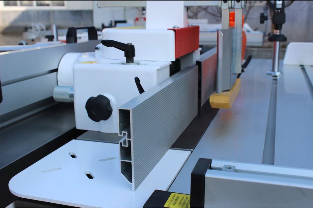 Wielofunkcyjna maszyna, 5 funkcji: piła, frezarka,strugarka,dłutownica