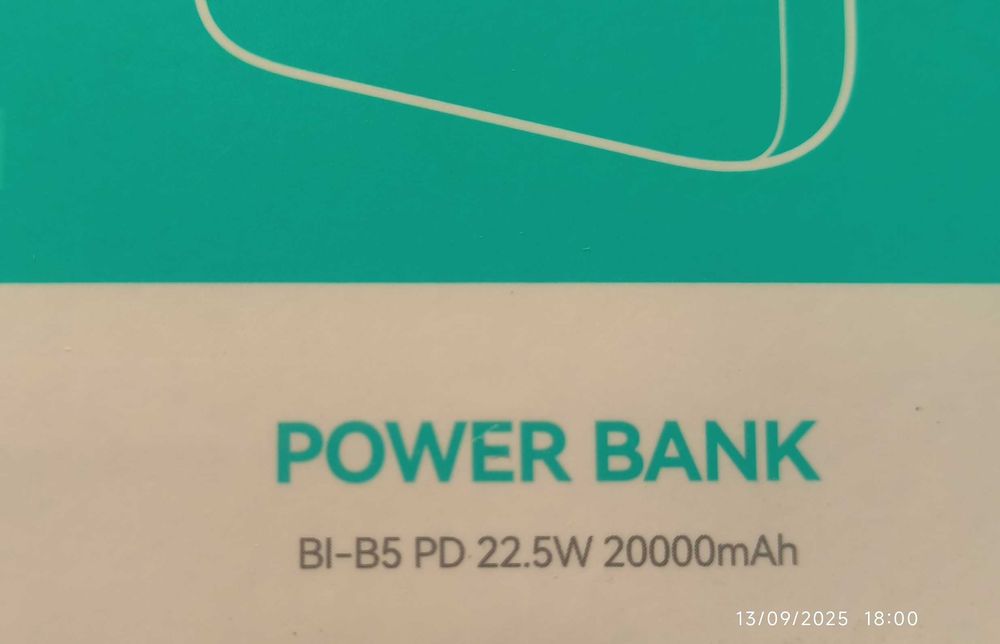 INIU Power Bank, 22.5 W 20,000 mAh External Battery with Flashlight63825187369985123