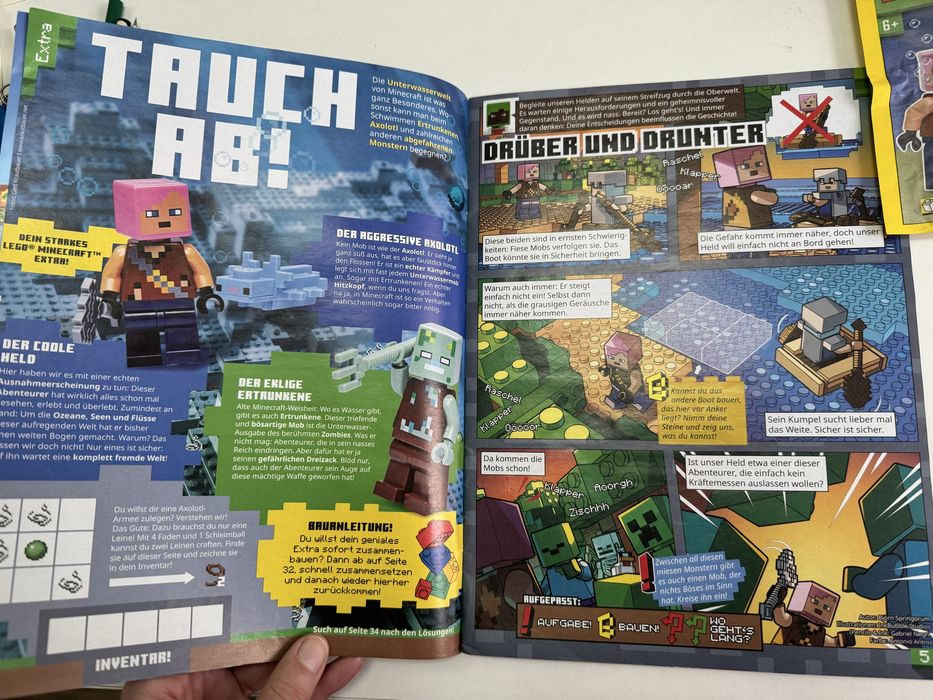Журнал lego minecraft з фігурками потопельник акселотль