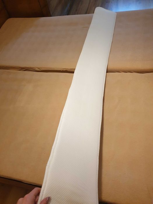 Łącznik do materaców/klin do materaców JYSK