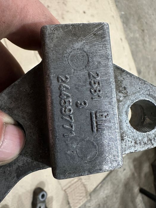 Кронштейн подушки OPEL ASTRA H 2005 1.3 CDTI 24459771