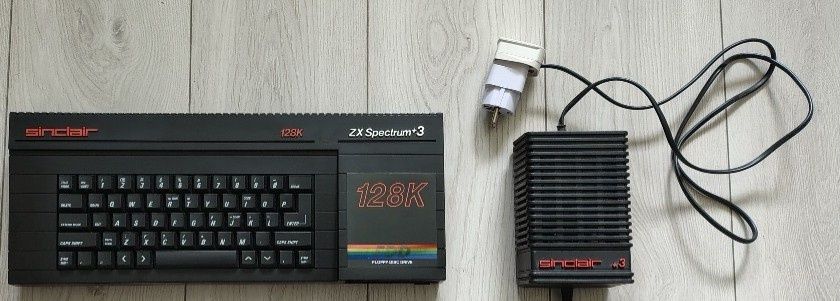 Sprawny ZX Spectrum +3 + okablowanie, super stan