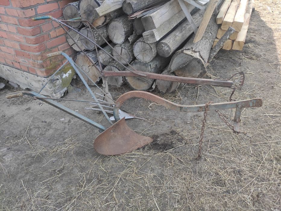 Плуг і копач кінний