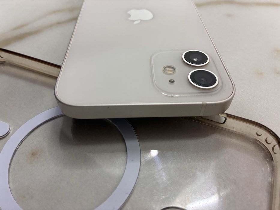iPhone 12 128 gb biały ,+ etui, pudelko, ladowarka, szyba