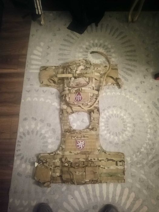 AIRSOFT COLETE/PC MULTICAM com flatpack e hidratação