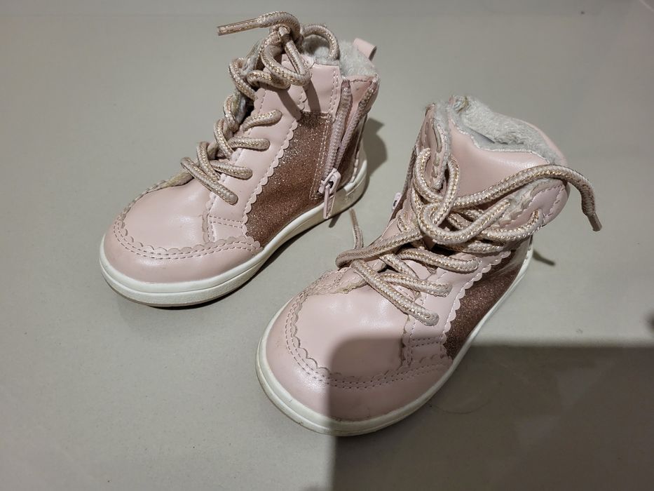 Buty dziecięce 22