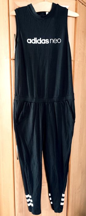 Czarny kombinezon Adidas rozmiar S